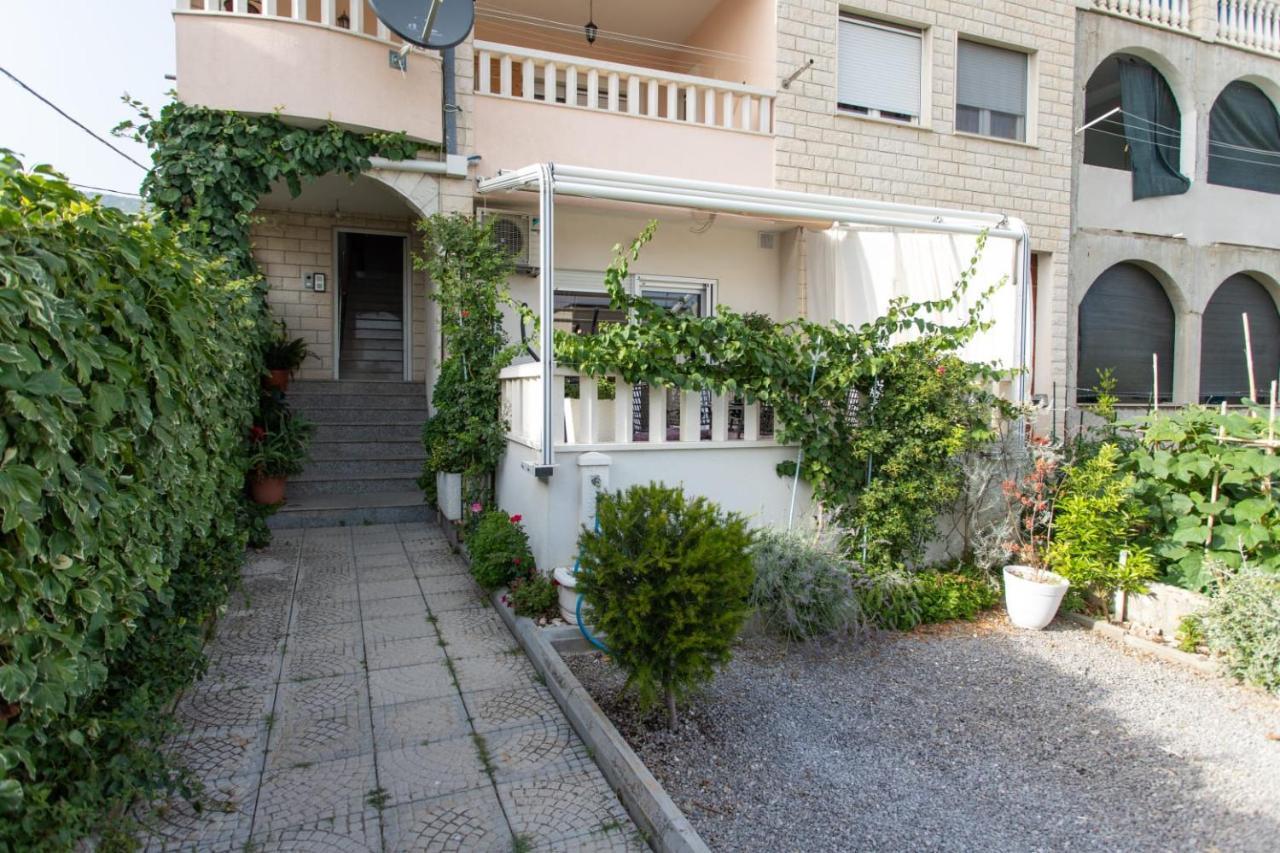 Lux Apartment Ema Kastela Exterior photo